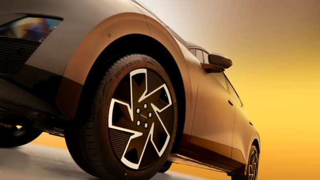 Lynk & Co 02