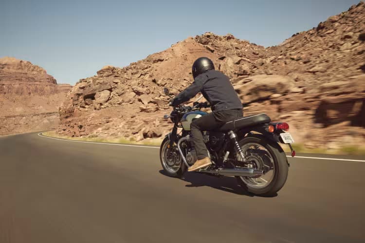 Bonneville T120